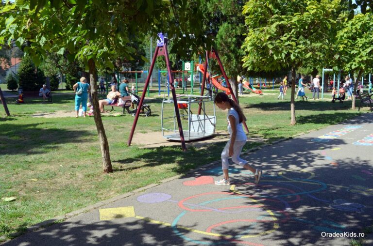 parcul olosig labirint 768x508