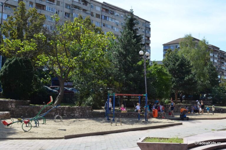 parcul magnoliei loc de joaca 768x509
