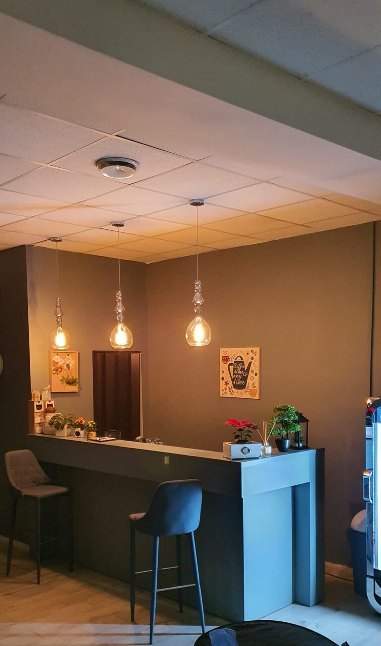 265930390 435072561447109 3534720747908742943 n 768x1302